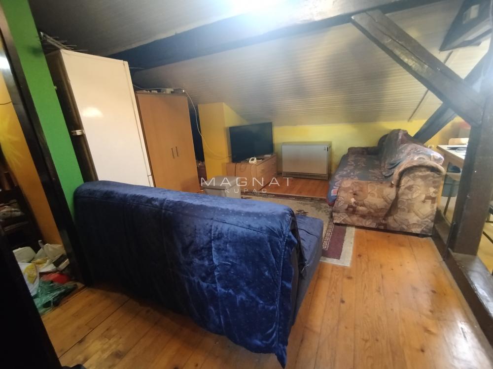 Stan na prodaju u Beogradu, Gornji grad, jednoiposoban, 40m2, cena 84000 evra