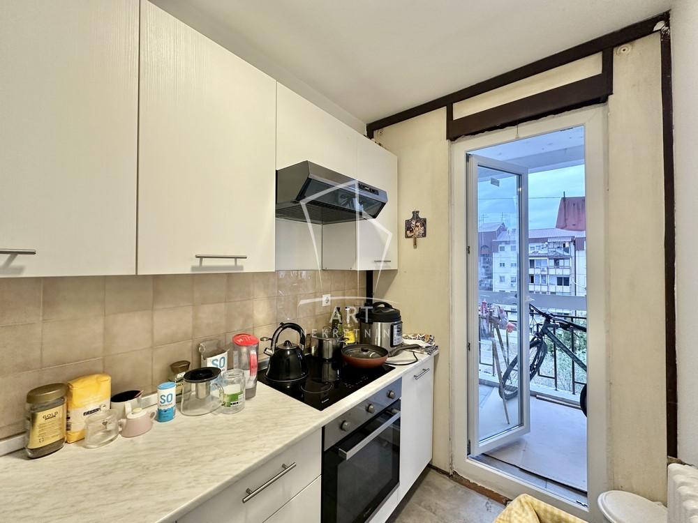 Stan na prodaju u Beogradu, Novi Beograd, dvosoban, 67m2, cena 197000 evra