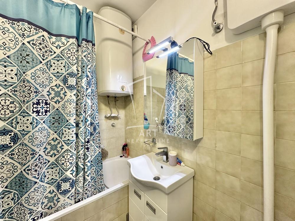 Stan na prodaju u Beogradu, Novi Beograd, dvosoban, 67m2, cena 197000 evra