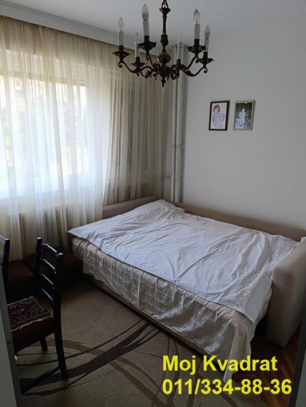 Stan na prodaju u Beogradu, Novi Beograd blok 70 (Kineski TC), dvosoban, 72m2, cena 245000 evra