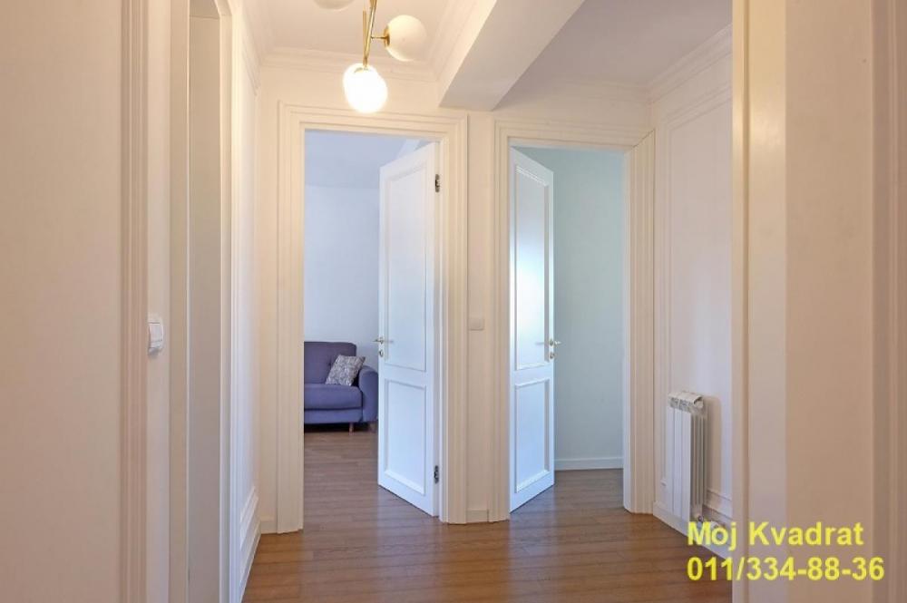 Stan na prodaju u Beogradu, Lion, cetvorosoban, 130m2, cena 470000 evra