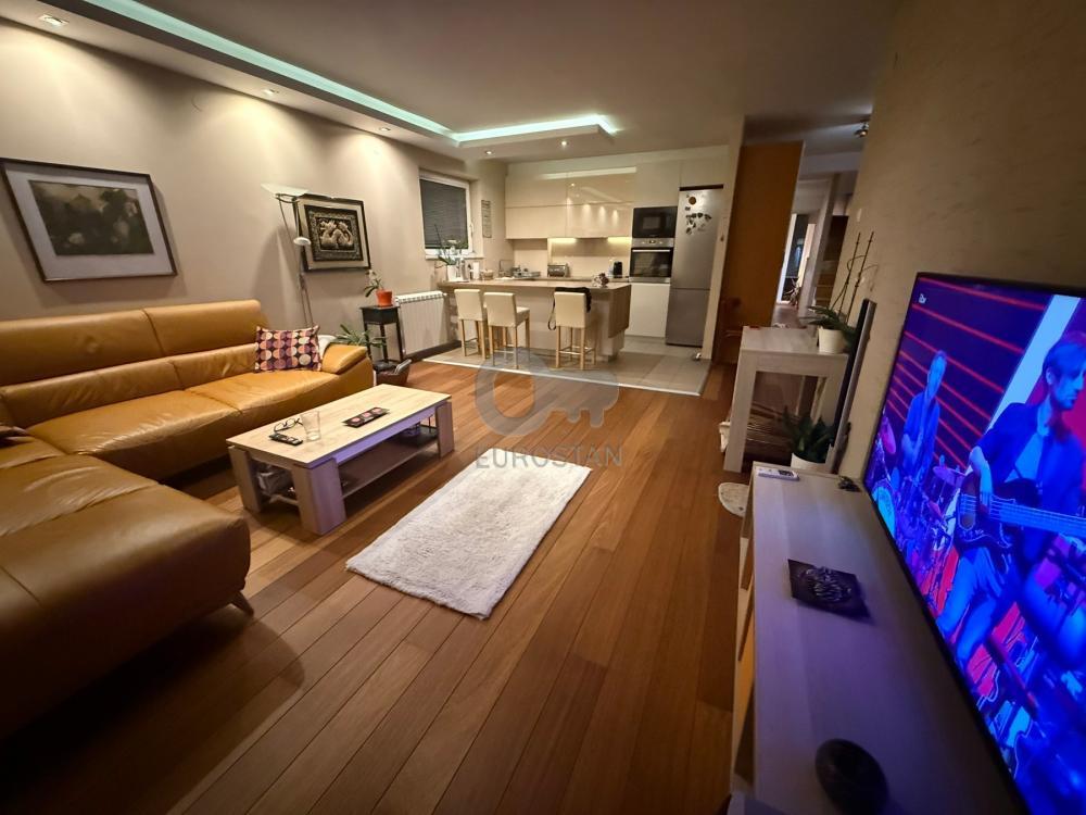 Stan na prodaju u Beogradu, Rakovica, cetvorosoban, 118m2, cena 310000 evra