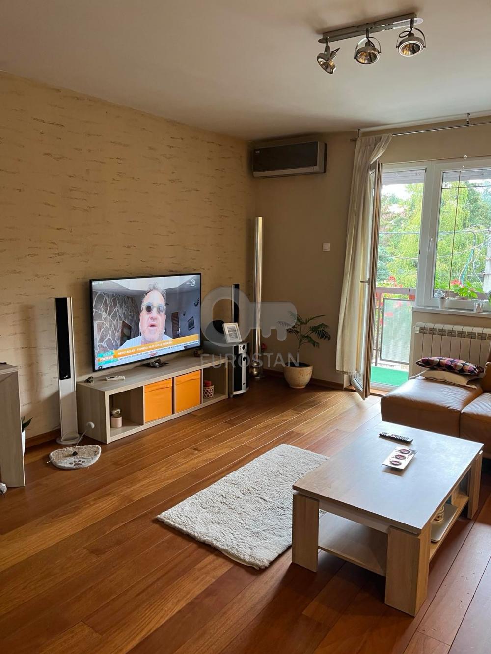 Stan na prodaju u Beogradu, Rakovica, cetvorosoban, 118m2, cena 310000 evra