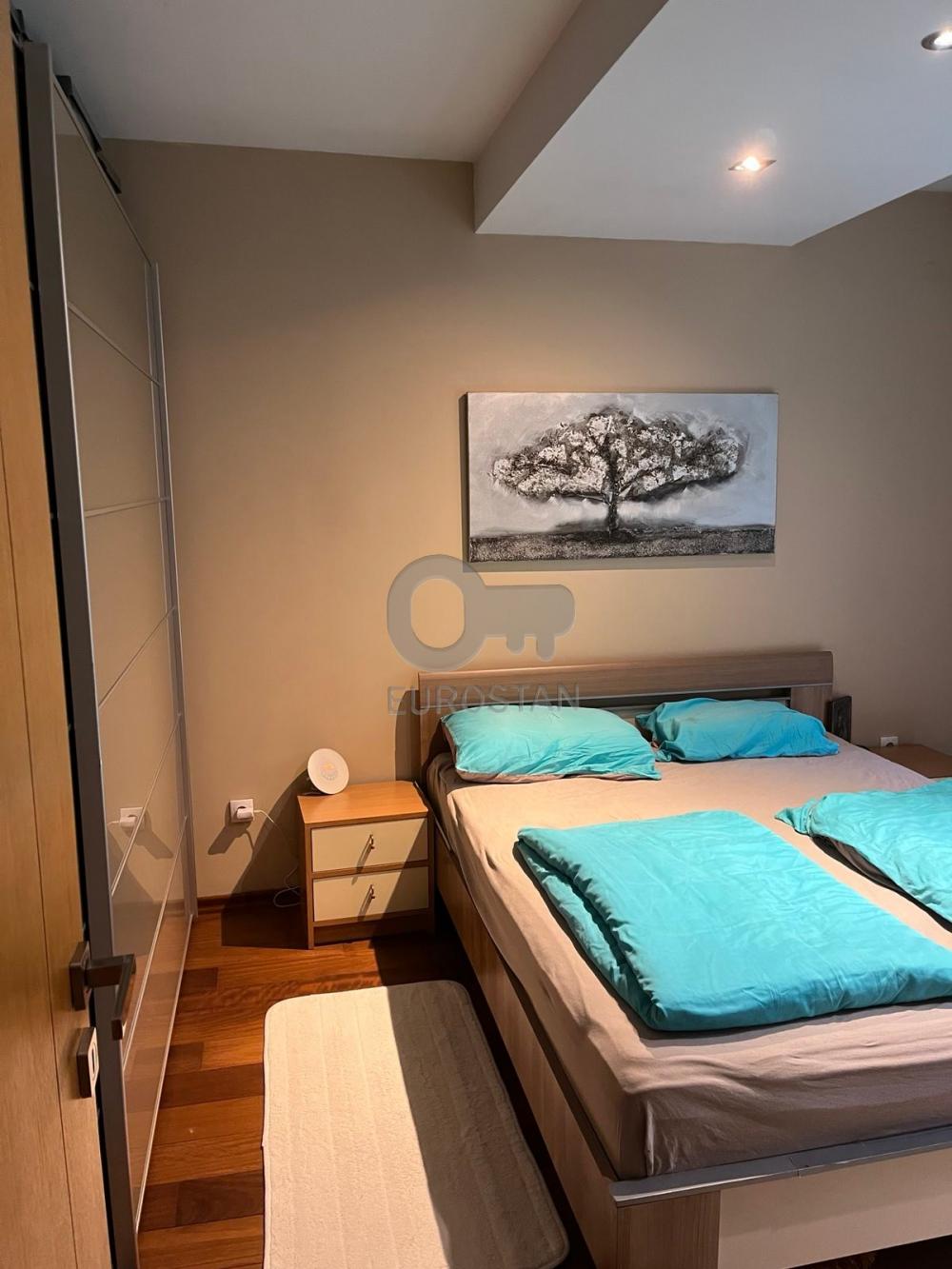 Stan na prodaju u Beogradu, Rakovica, cetvorosoban, 118m2, cena 310000 evra