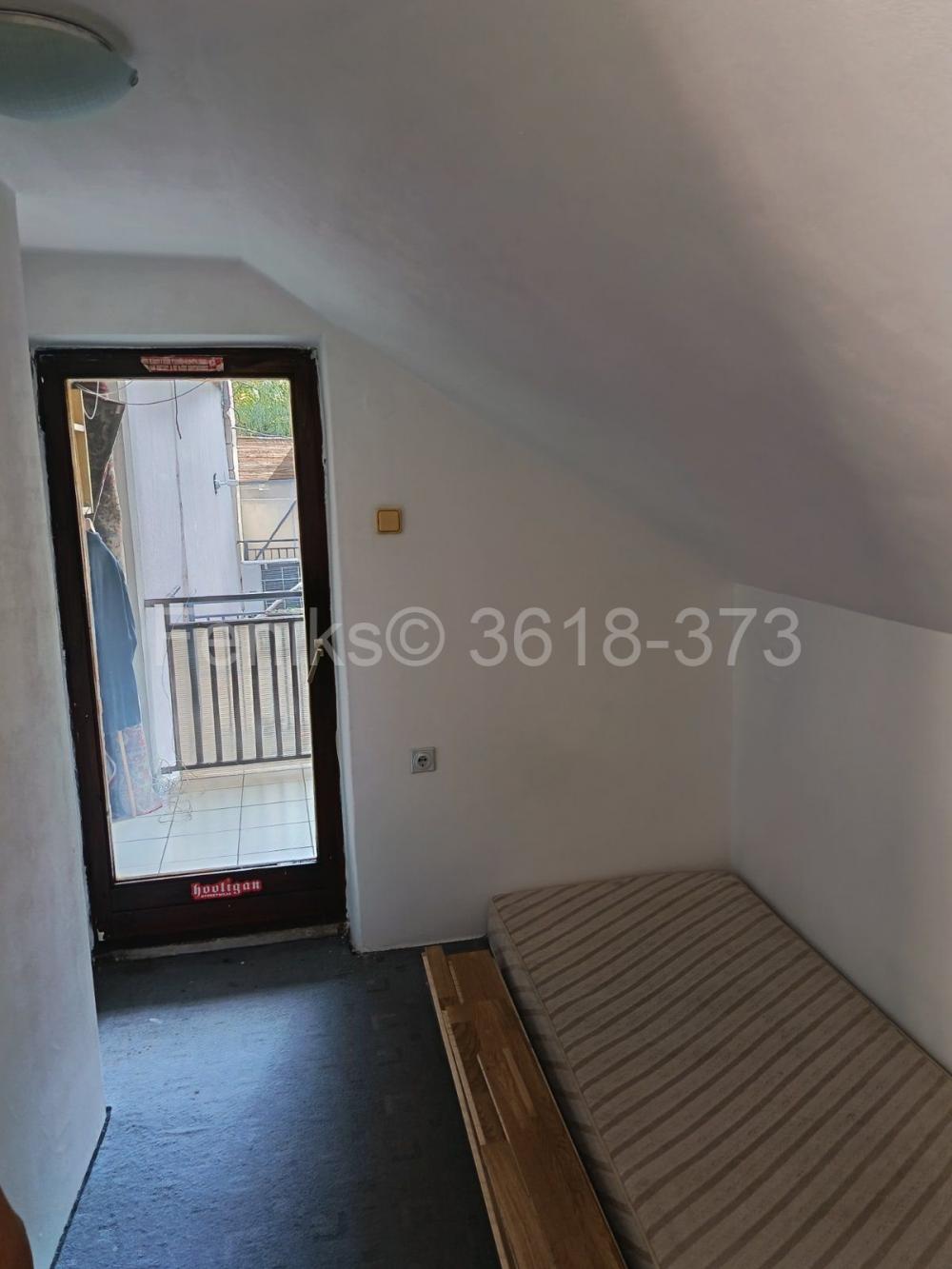 Stan na prodaju u Beogradu, Vračar (Hram), trosoban, 57m2, cena 165000 evra