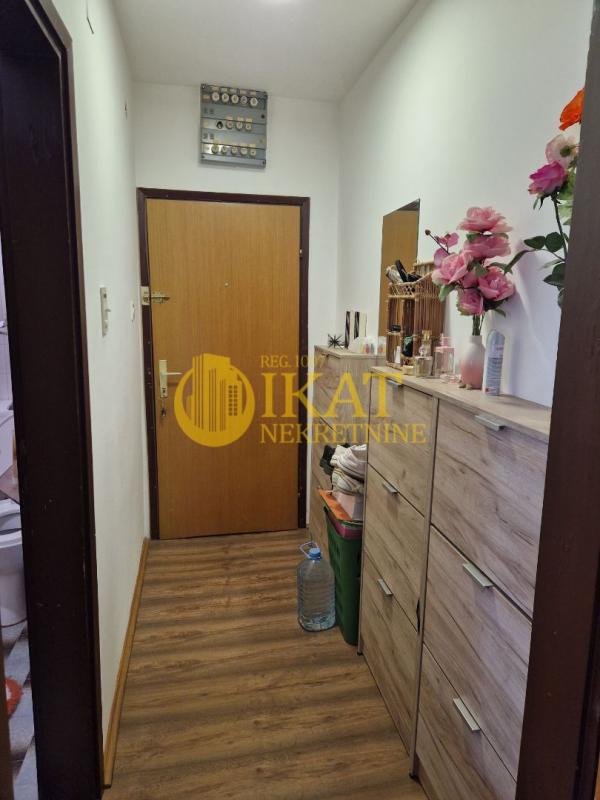 Stan na prodaju u Beogradu, Čukarica, dvoiposoban, 43m2, cena 58000 evra