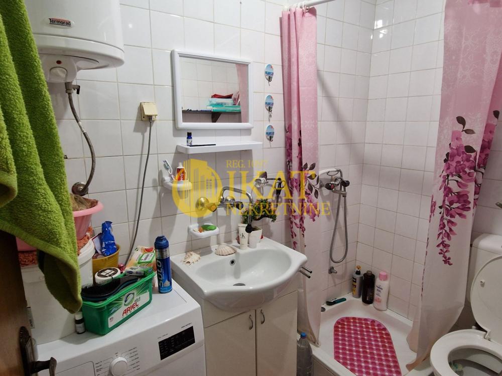 Stan na prodaju u Beogradu, Čukarica, dvoiposoban, 43m2, cena 58000 evra