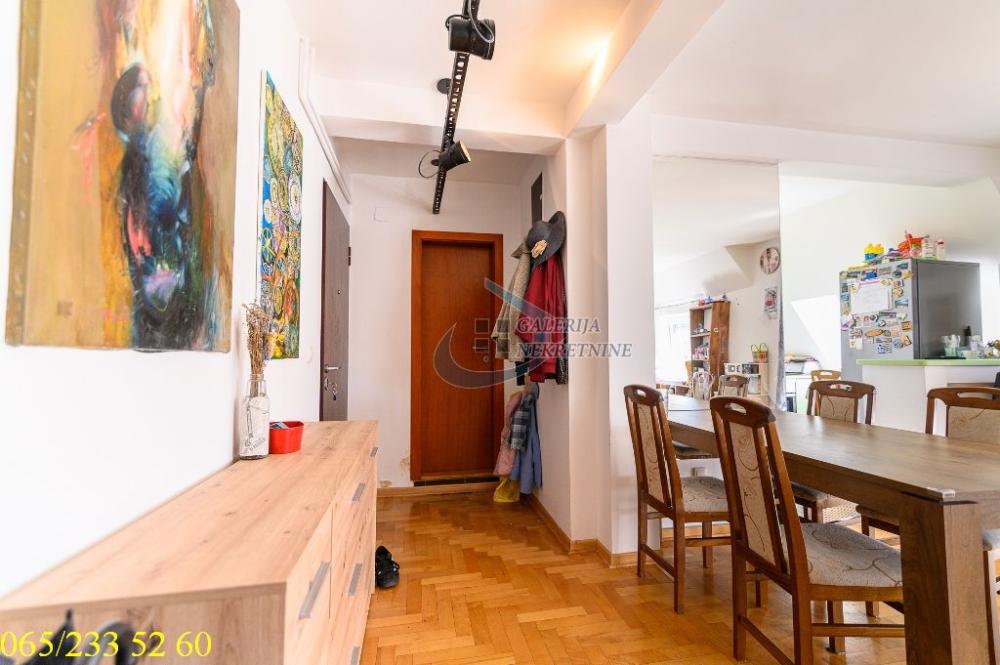 Stan na prodaju u Beogradu, Voždovac, troiposoban, 119m2, cena 315000 evra