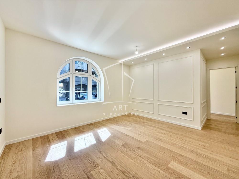 Stan na prodaju u Beogradu, Stari grad, trosoban, 70m2, cena 349000 evra