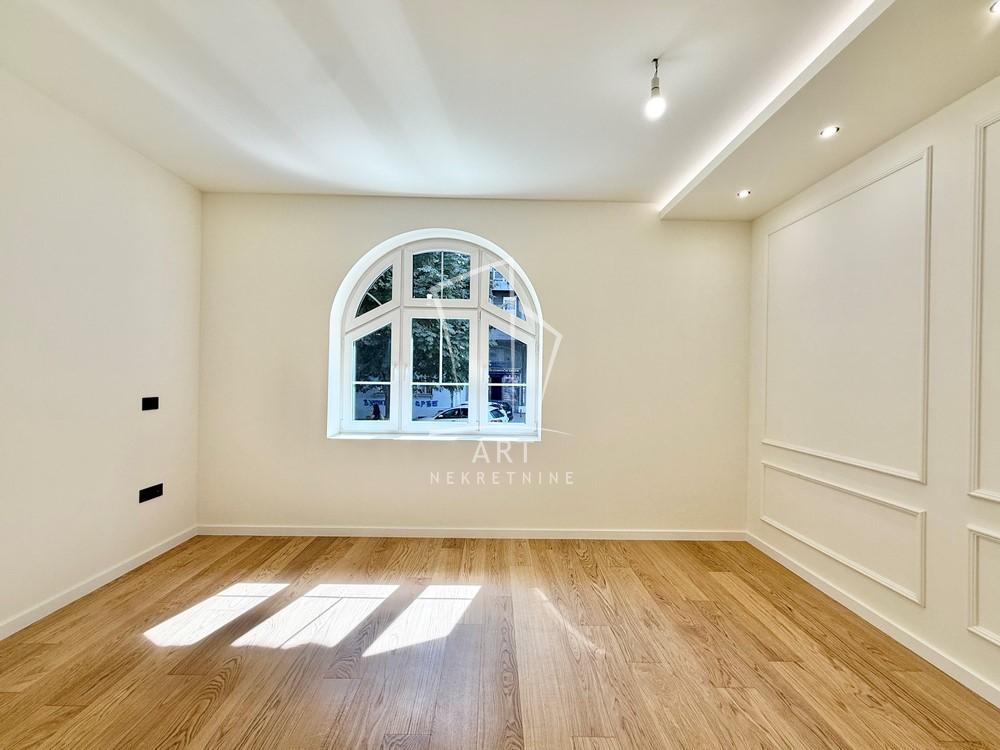 Stan na prodaju u Beogradu, Stari grad, trosoban, 70m2, cena 349000 evra