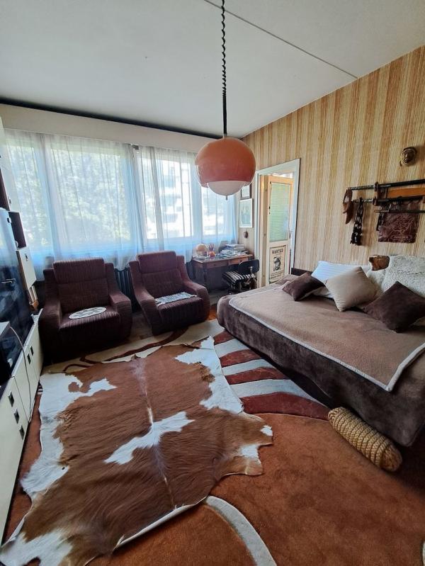 Stan na prodaju u Beogradu, Učiteljsko naselje, dvoiposoban, 70m2, cena 225000 evra
