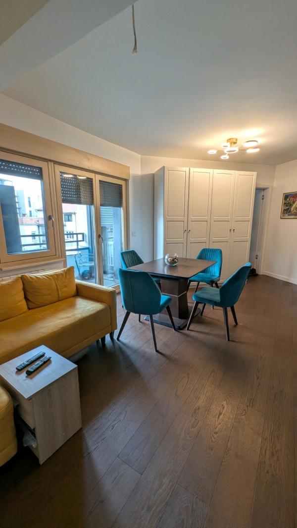 Stan na prodaju u Beogradu, Vračar (Hram), dvosoban, 49m2, cena 249000 evra