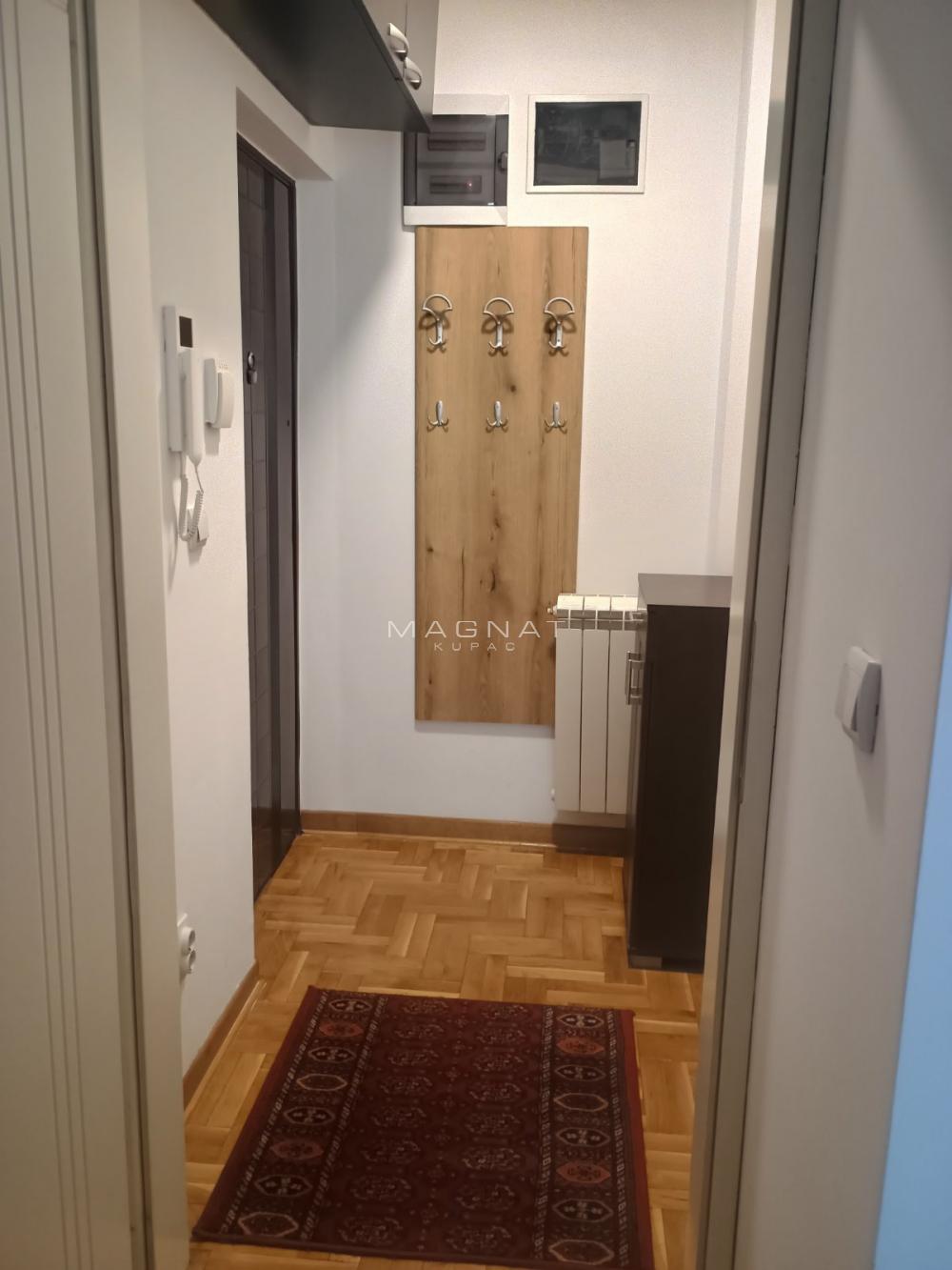 glavna slika oglasa