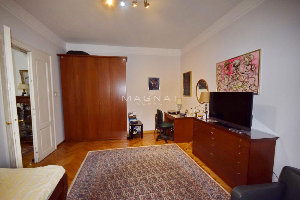 Stan na prodaju u Beogradu, Stari grad, cetvorosoban, 125m2, cena 505000 evra