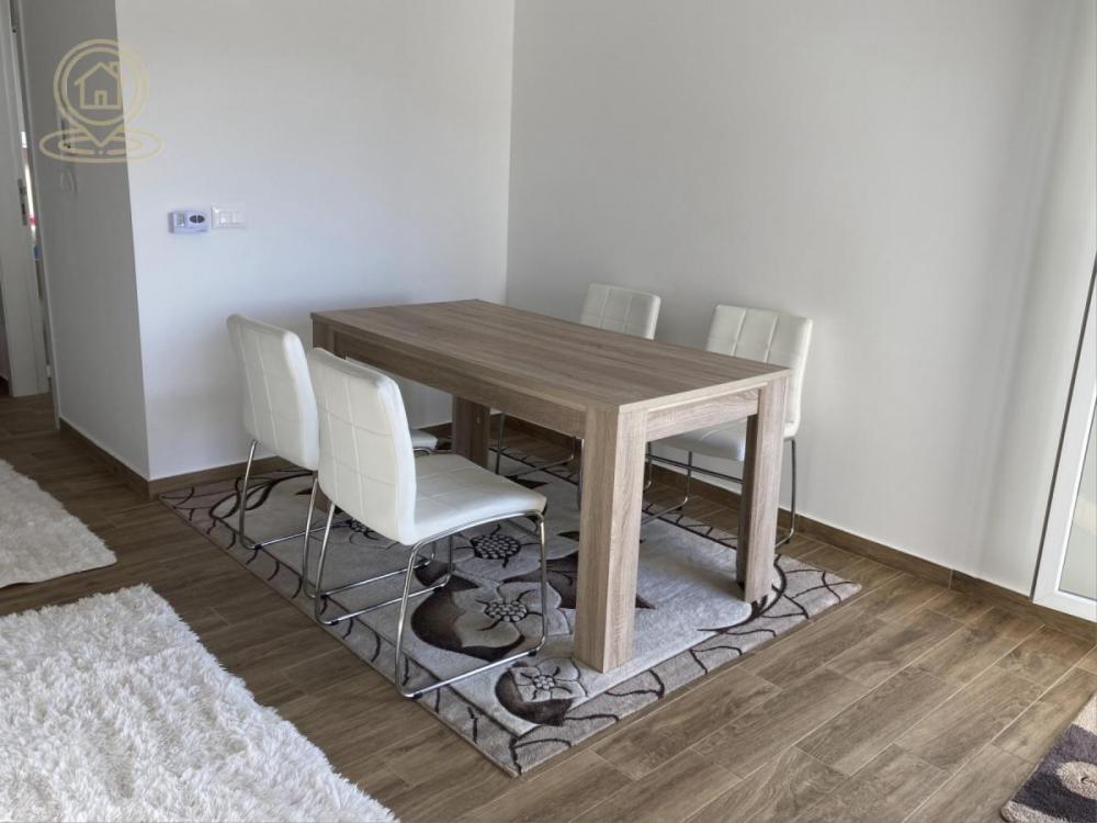 Stan na prodaju u Beogradu, Ledine, trosoban, 61m2, cena 152500 evra