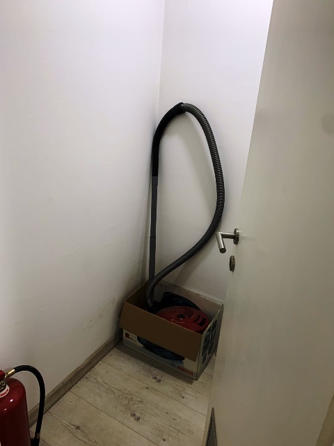 Stan na prodaju u Beogradu, Novi Beograd blok 63, trosoban, 80m2, cena 240000 evra