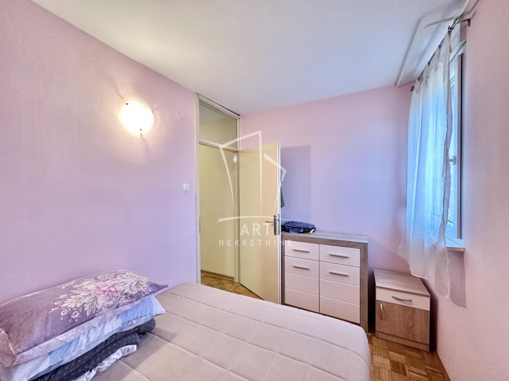 Stan na prodaju u Beogradu, Banovo brdo, dvoiposoban, 54m2, cena 158800 evra