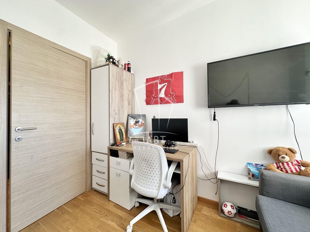 Stan na prodaju u Beogradu, Zvezdara, trosoban, 74m2, cena 245000 evra