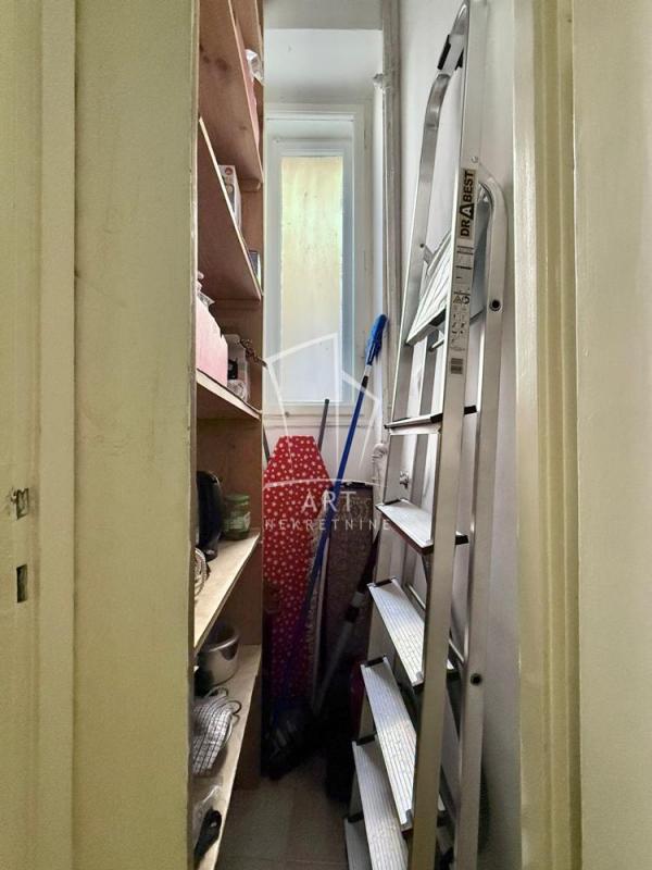 Stan na prodaju u Beogradu, Gornji Dorćol, trosoban, 76m2, cena 420000 evra