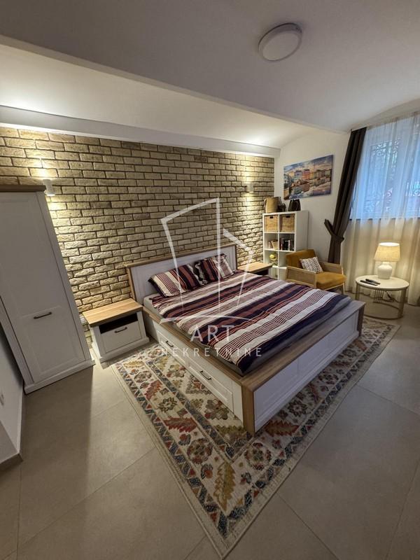 Stan na prodaju u Beogradu, Stari grad, jednoiposoban, 41m2, cena 145000 evra