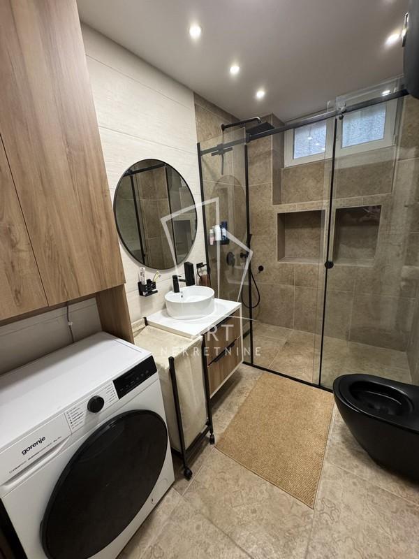 Stan na prodaju u Beogradu, Stari grad, jednoiposoban, 41m2, cena 145000 evra