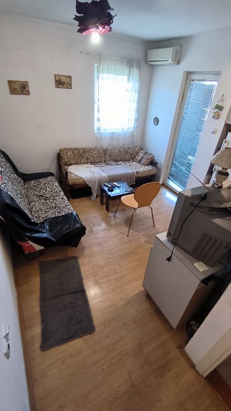 Stan na prodaju u Beogradu, Krnjača, dvosoban, 33m2, cena 55000 evra