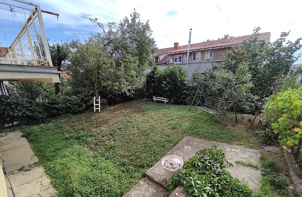 Stan na prodaju u Beogradu, Kaluđerica, dvoiposoban, 68m2, cena 97000 evra