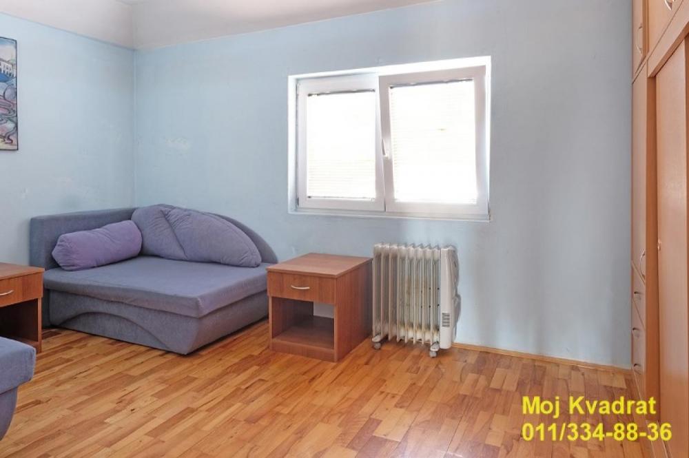 Stan na prodaju u Beogradu, Nova Galenika, cetvorosoban, 93m2, cena 167000 evra