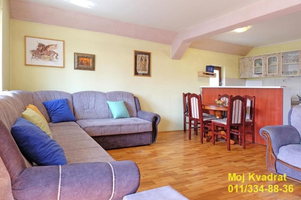 Stan na prodaju u Beogradu, Nova Galenika, cetvorosoban, 93m2, cena 167000 evra