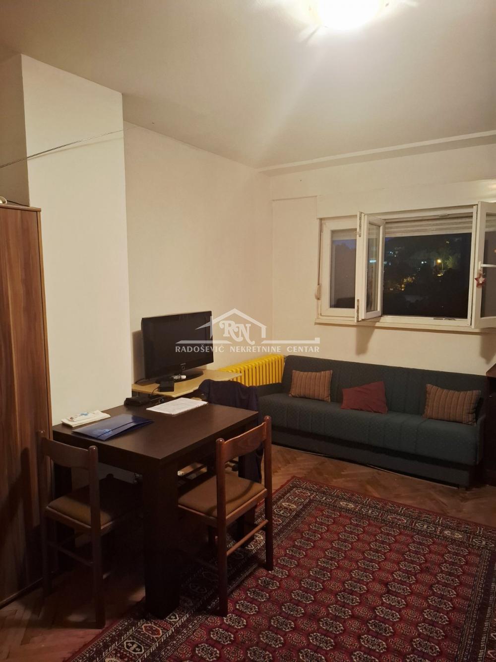 Stan na prodaju u Beogradu, Karaburma, 23m2, cena 77000 evra