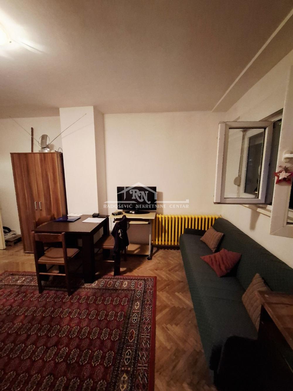 Stan na prodaju u Beogradu, Karaburma, 23m2, cena 77000 evra