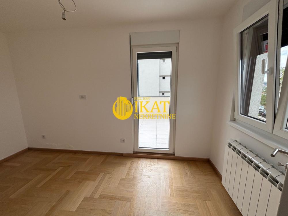 Stan na prodaju u Beogradu, Mirijevo, dvoiposoban, 70m2, cena 133000 evra
