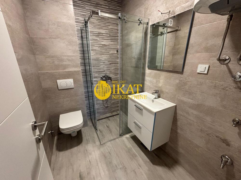 Stan na prodaju u Beogradu, Mirijevo, dvoiposoban, 70m2, cena 133000 evra