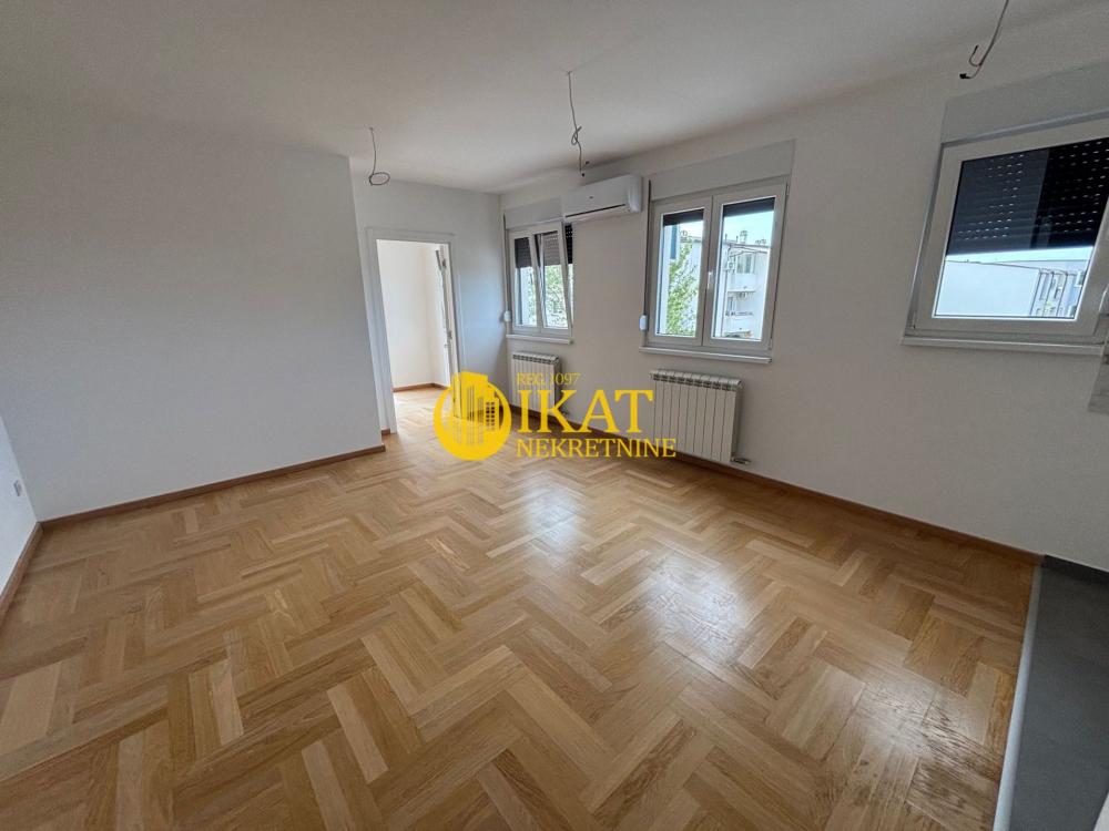 Stan na prodaju u Beogradu, Mirijevo, dvoiposoban, 70m2, cena 133000 evra