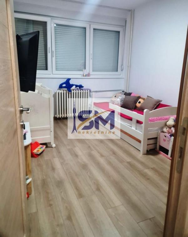 Stan na prodaju u Beogradu, Skojevsko naselje, dvosoban, 59m2, cena 159000 evra