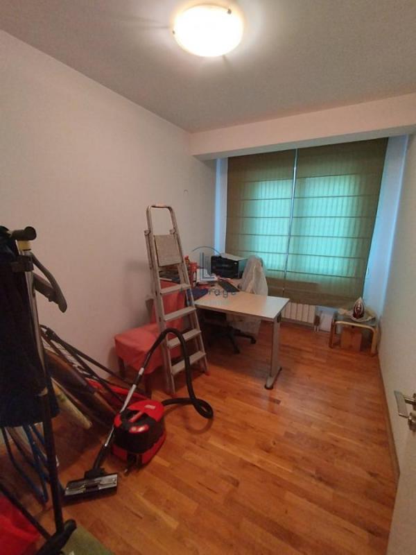 Stan na prodaju u Beogradu, Mirijevo, trosoban, 62m2, cena 158000 evra