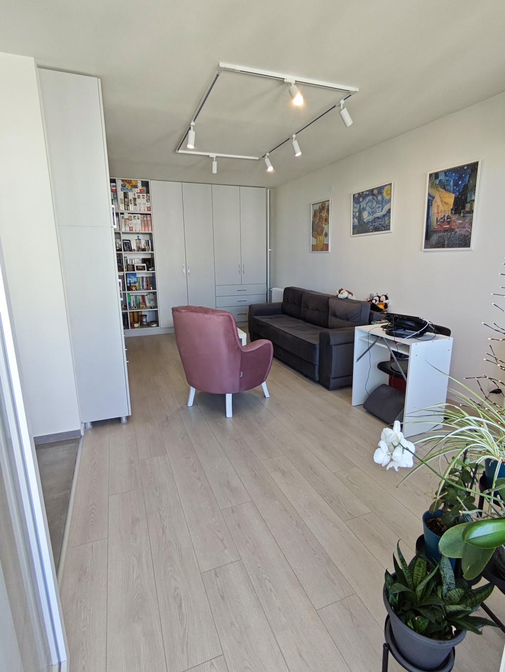 Stan na prodaju u Beogradu, Novi Beograd blok 63, dvosoban, 66m2, cena 234000 evra