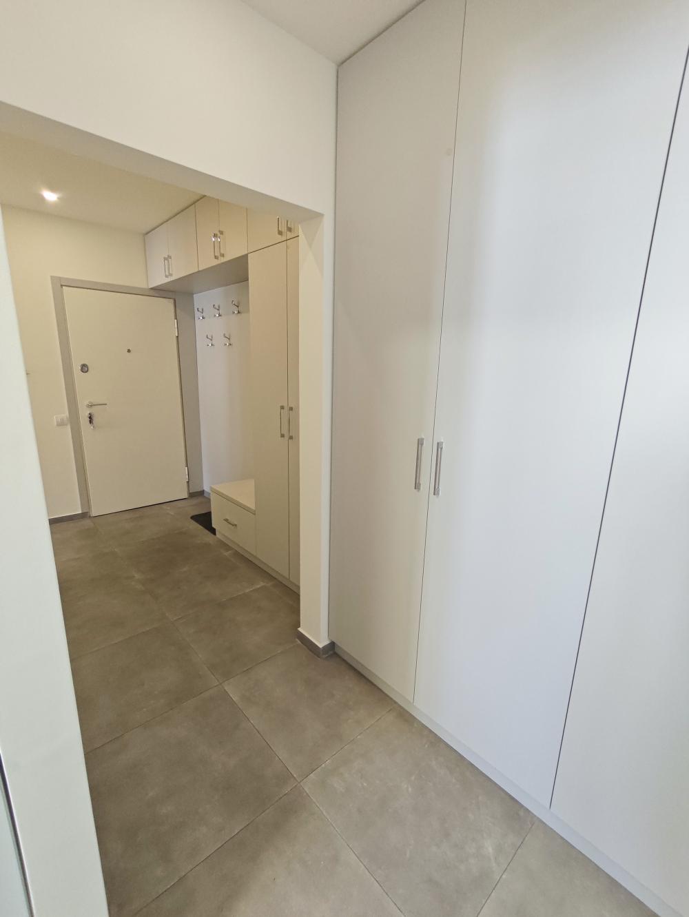 Stan na prodaju u Beogradu, Novi Beograd blok 63, dvosoban, 66m2, cena 234000 evra