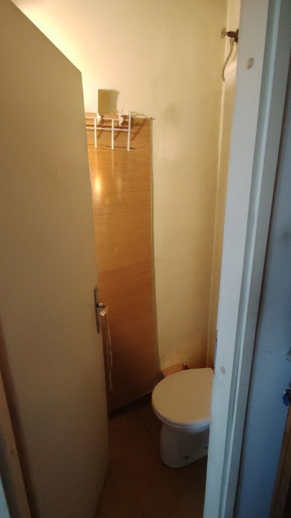Stan na prodaju u Beogradu, Novi Beograd blok 23, troiposoban, 70m2, cena 252000 evra