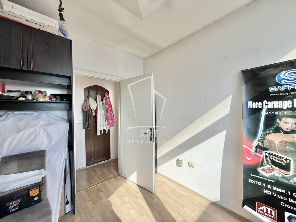 Stan na prodaju u Beogradu, Konjarnik, trosoban, 71m2, cena 190000 evra