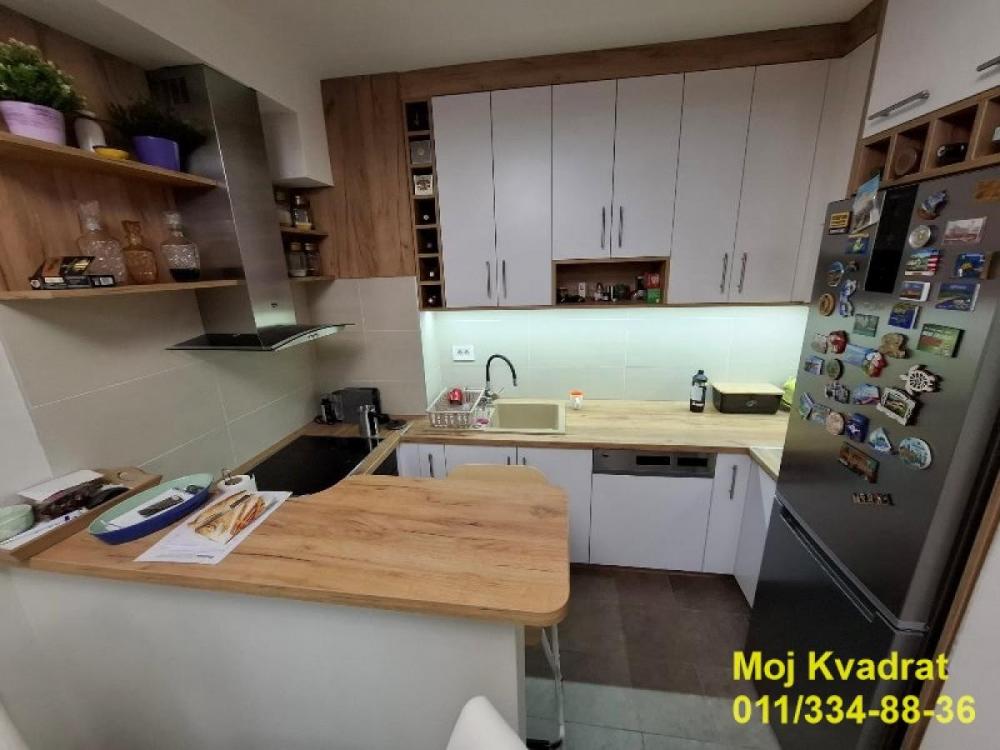 Stan na prodaju u Beogradu, Zemun, dvosoban, 51m2, cena 220000 evra