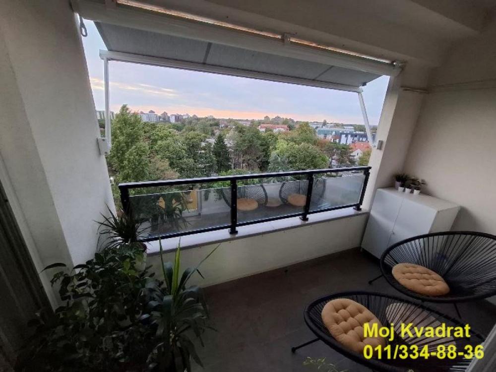 Stan na prodaju u Beogradu, Zemun, dvosoban, 51m2, cena 220000 evra