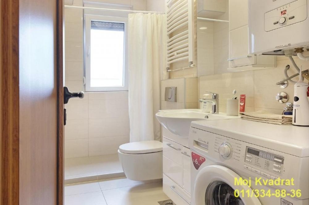 Stan na prodaju u Beogradu, Beograd (centar), trosoban, 69m2, cena 325000 evra