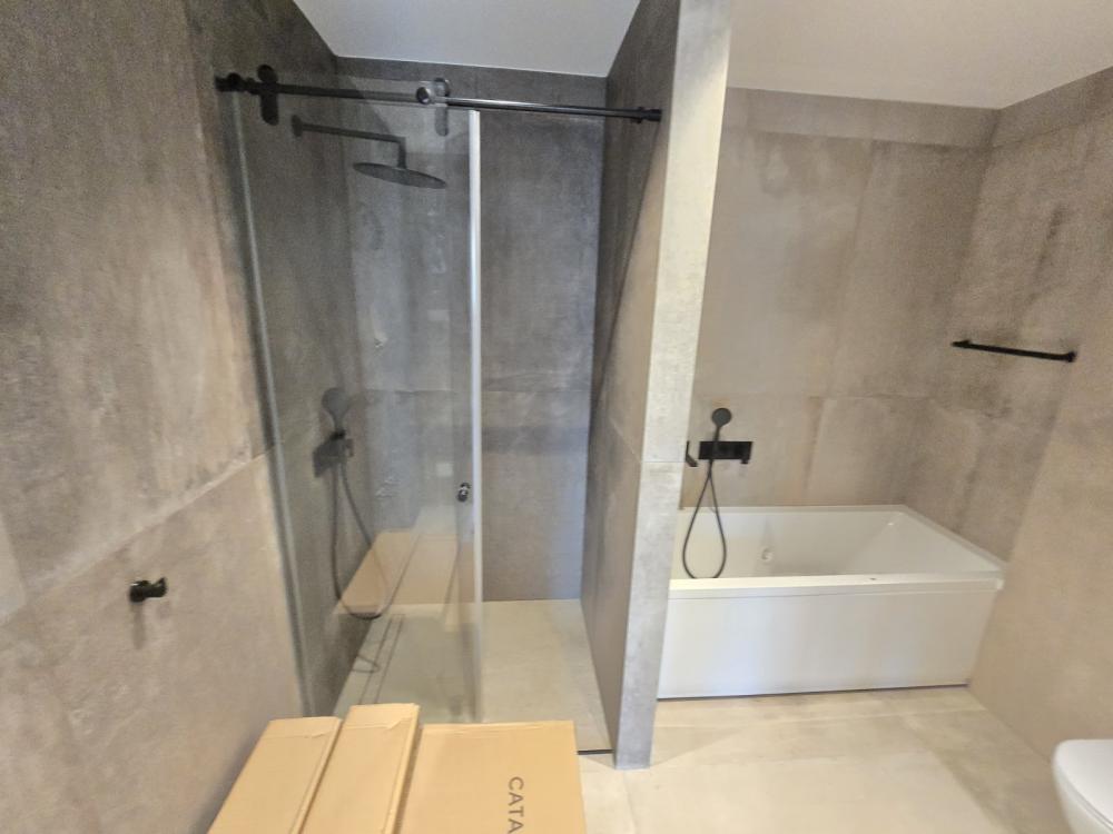 Stan na prodaju u Beogradu, Dedinje, cetvorosoban, 214m2, cena 1490000 evra