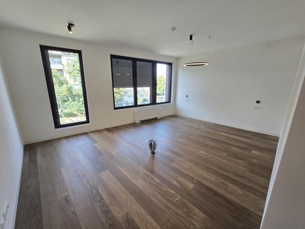 Stan na prodaju u Beogradu, Dedinje, cetvorosoban, 214m2, cena 1490000 evra