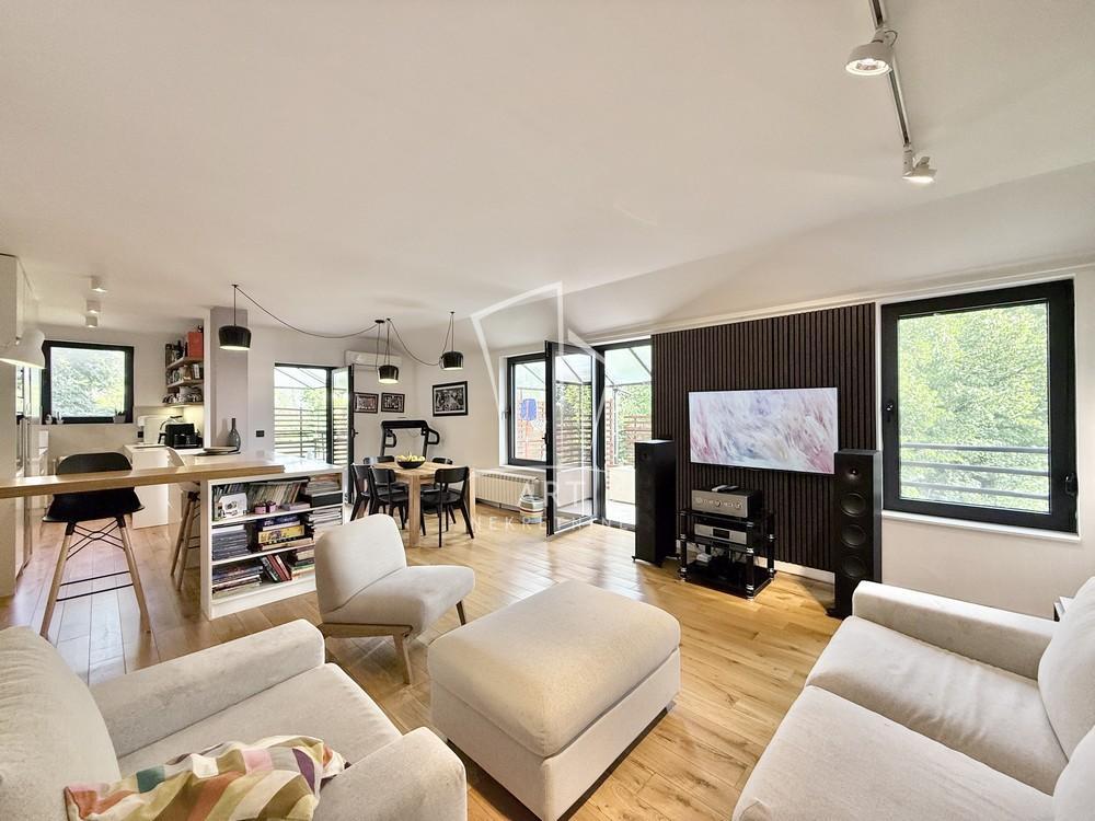 Stan na prodaju u Beogradu, Dedinje, cetvorosoban, 93m2, cena 450000 evra