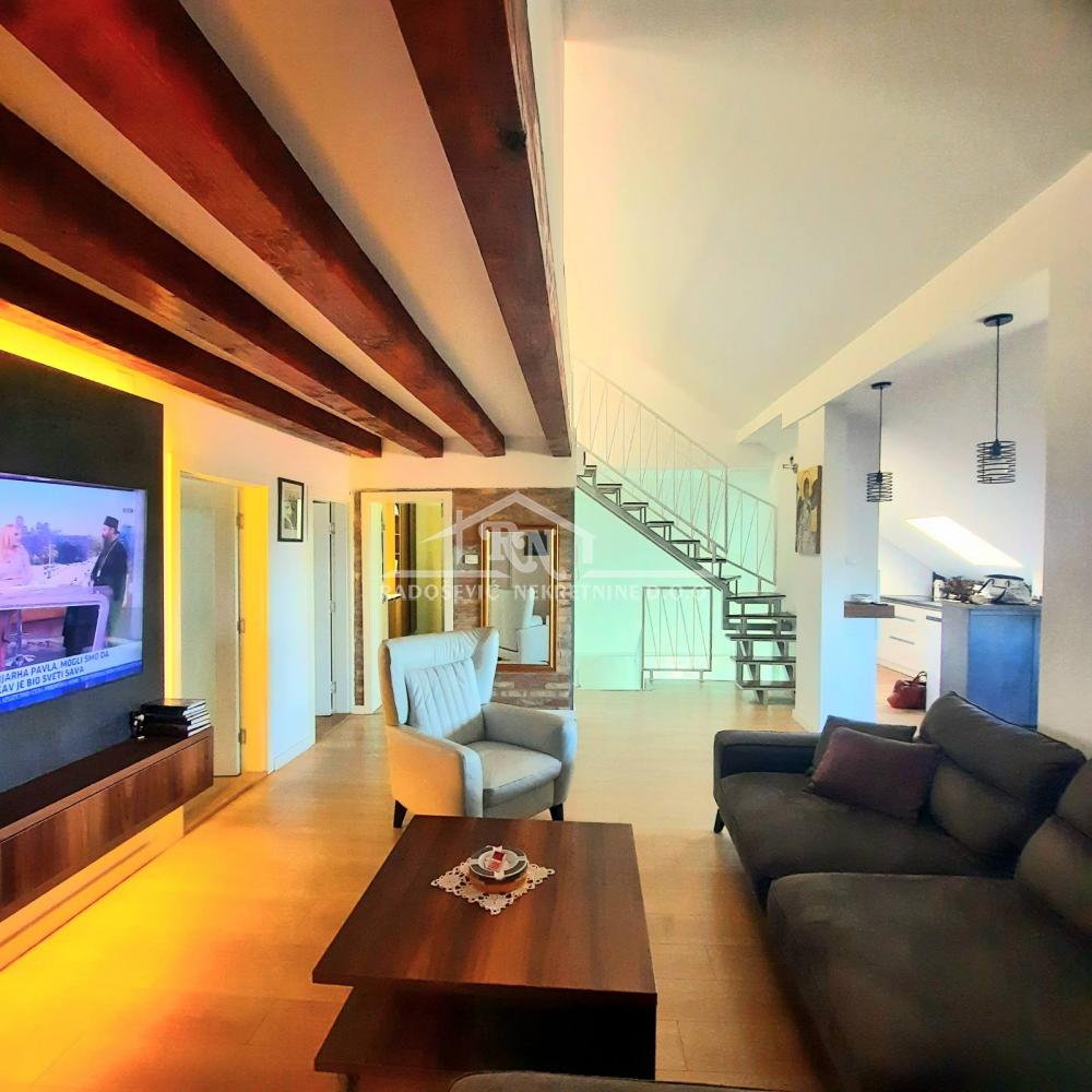 Stan na prodaju u Beogradu, Banovo brdo, cetvorosoban, 102m2, cena 390000 evra