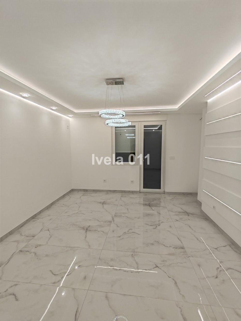 Stan na prodaju u Beogradu, Đeram pijaca, dvosoban, 60m2, cena 240000 evra
