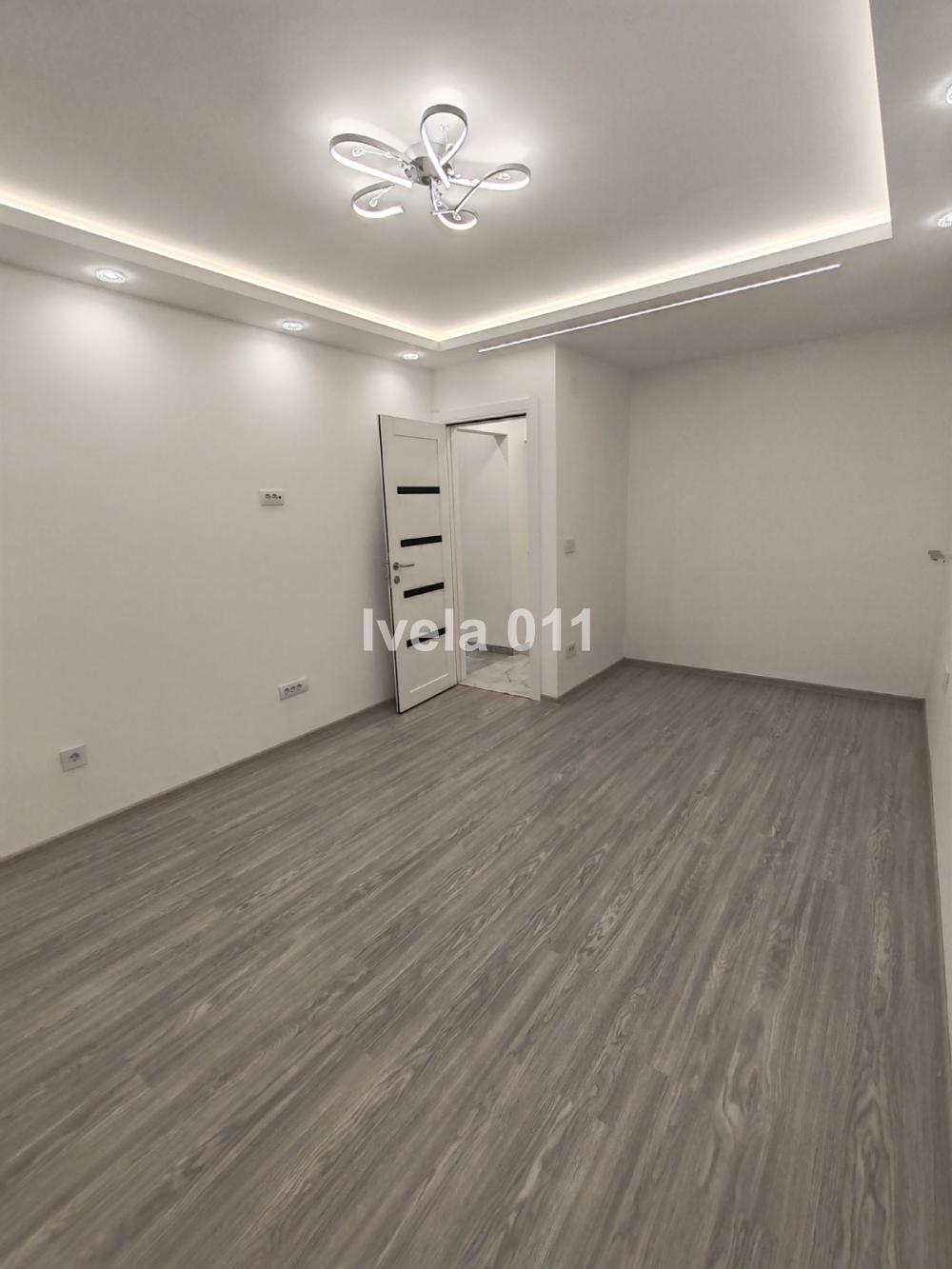 Stan na prodaju u Beogradu, Đeram pijaca, dvosoban, 60m2, cena 240000 evra