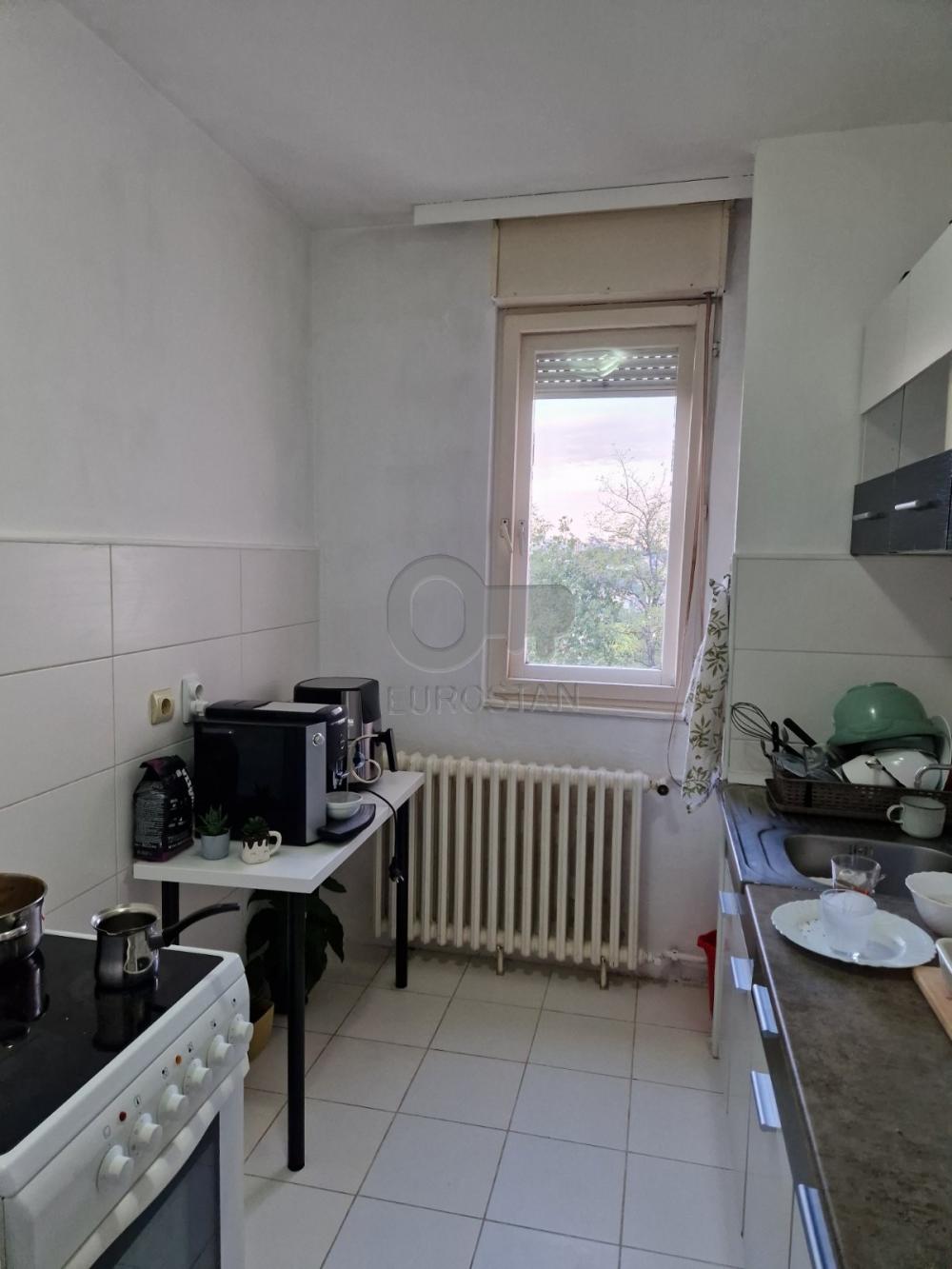Stan na prodaju u Beogradu, Labudovo brdo, dvoiposoban, 50m2, cena 113000 evra